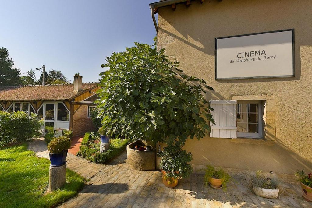 Amphore Du Berry Saint-Amand-Mont-Rond Exterior foto
